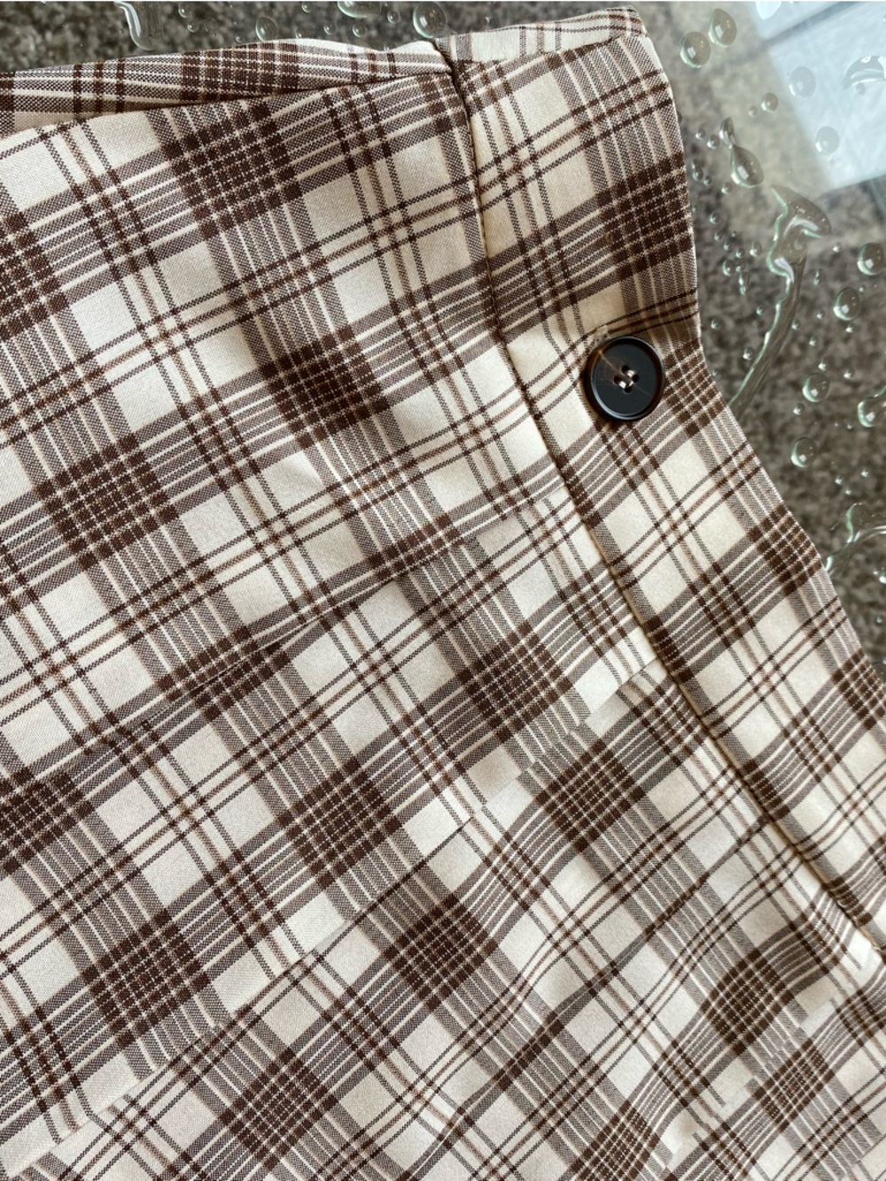 Brown and Cream Plaid Pleated Skirt - Picture 5 of 6